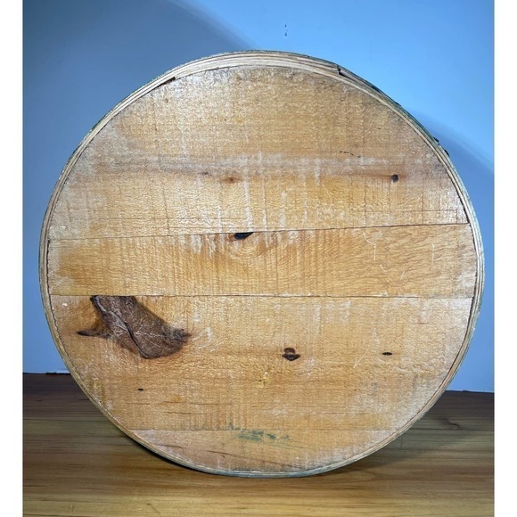 PRIMATIVE Wood Round Shaker Style Cheese Box Bent Wood Hat Pantry Box with Lid - Picture 8 of 9